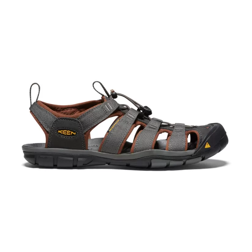 Shop KEEN Clearwater CNX Pour Homme   |  Raven/Tortoise Shell Raven/TortoiseShell